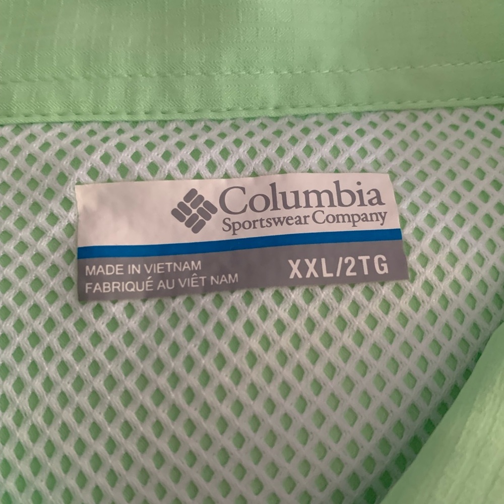 Columbia button down shirt
